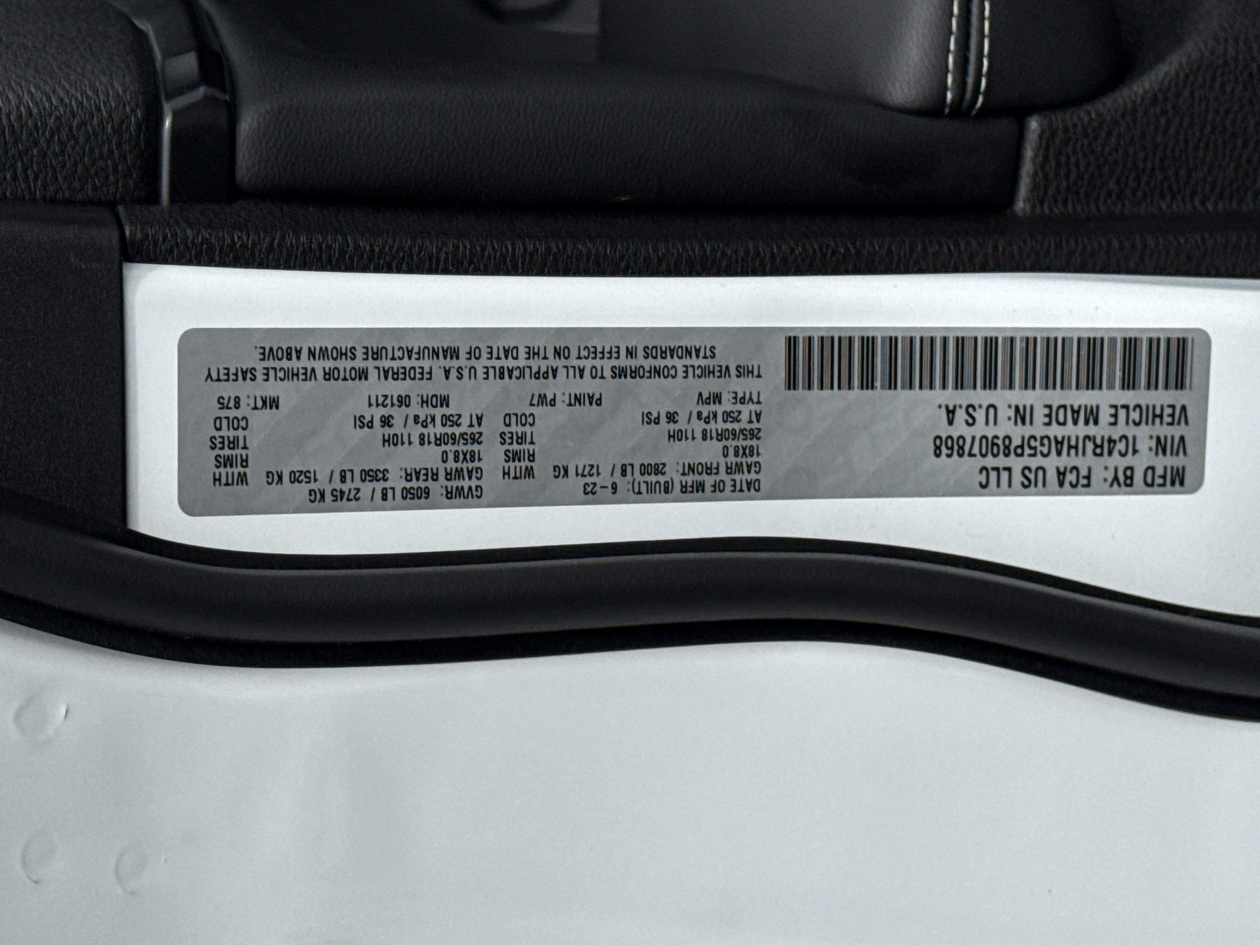 Used 2023 Jeep Grand Cherokee Laredo X w/ Luxury Tech Group I image 33