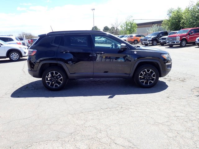 Used 2019 Jeep Compass Trailhawk AWD/4WD image 4