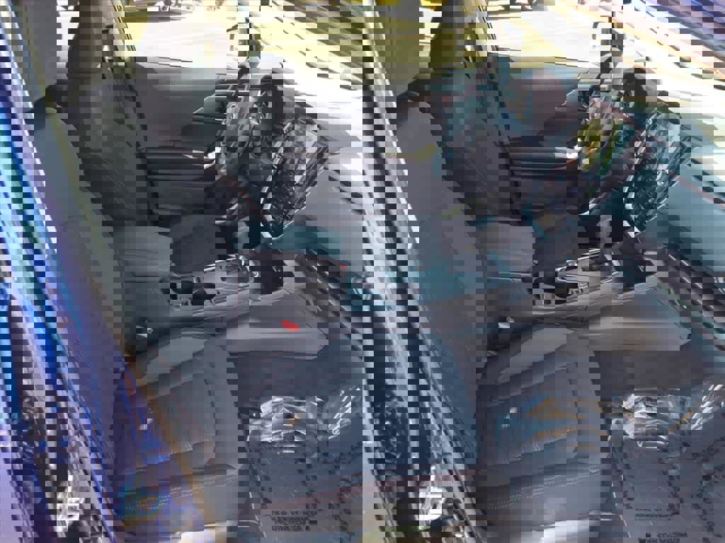 Used 2024 Subaru Impreza 2.0i Sport image 19