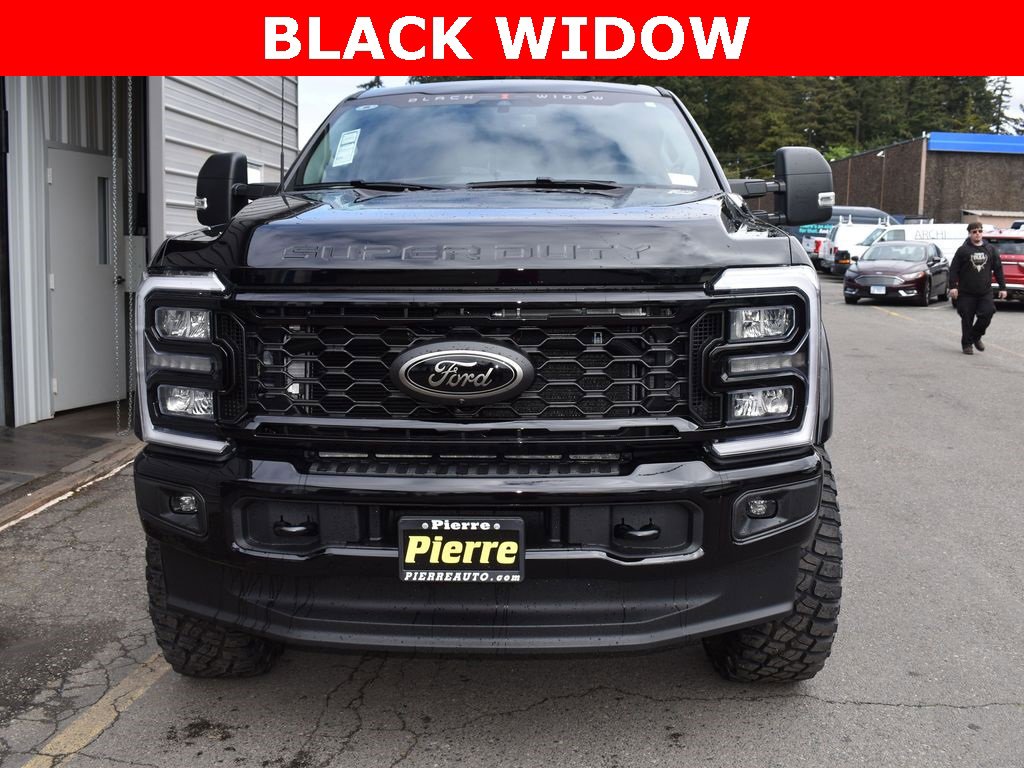 New 2025 Ford F250 XLT w/ Black Appearance Package image 4