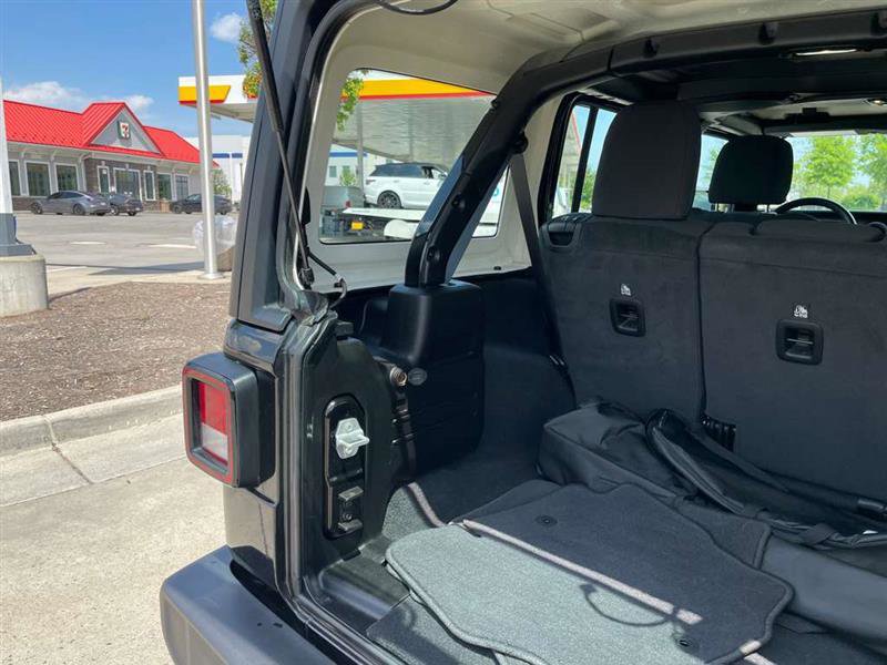 Used 2023 Jeep Wrangler Unlimited Sport AWD/4WD image 91
