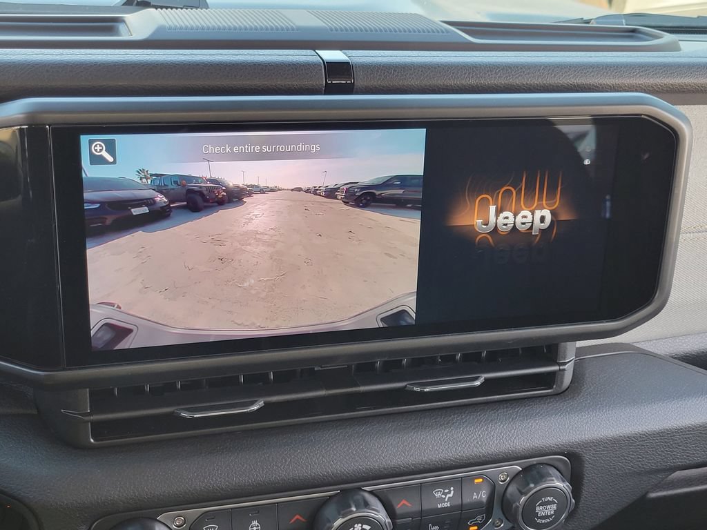 New 2026 Jeep Gladiator Sport AWD/4WD image 9