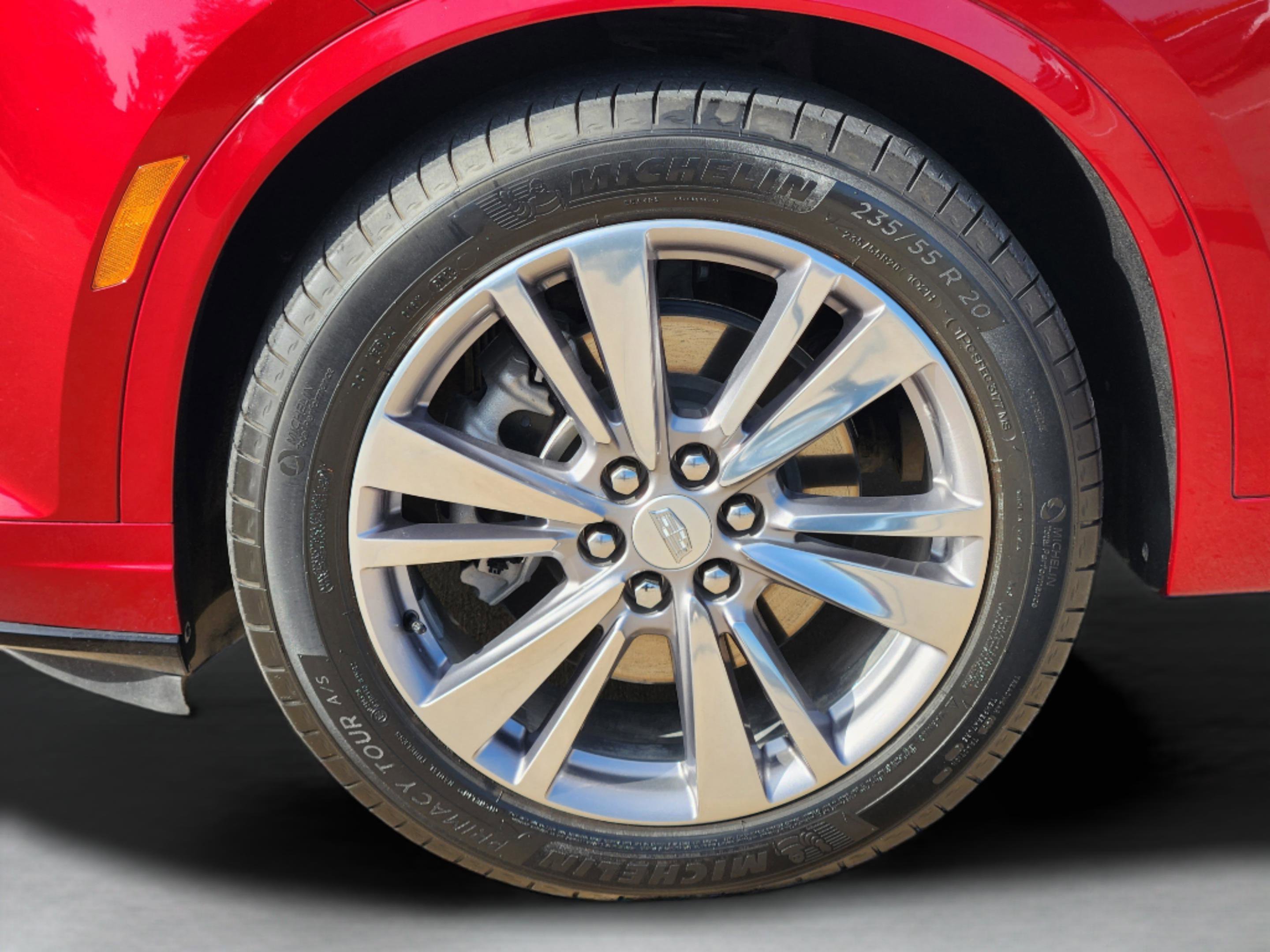 Used 2023 Cadillac XT6 Premium Luxury image 45