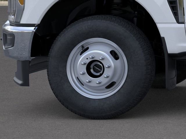 New 2026 Ford F350 XLT image 19