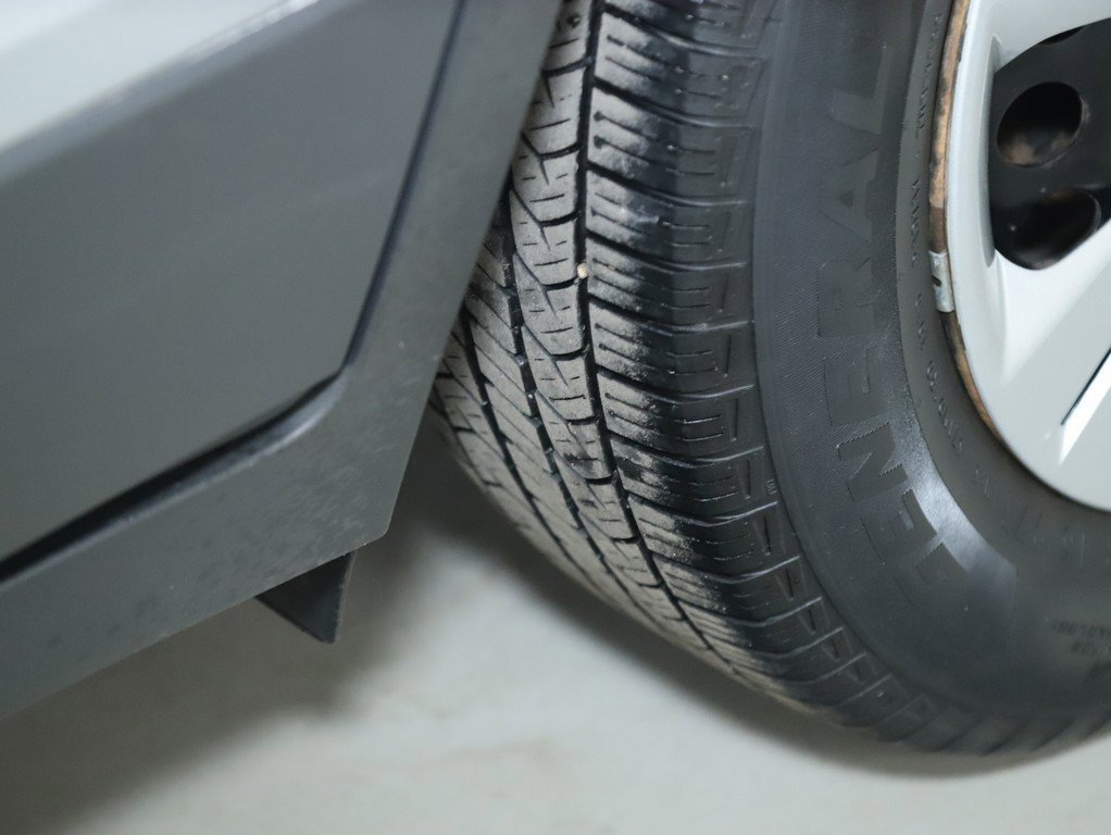 Used 2018 Chevrolet Trax LS image 34