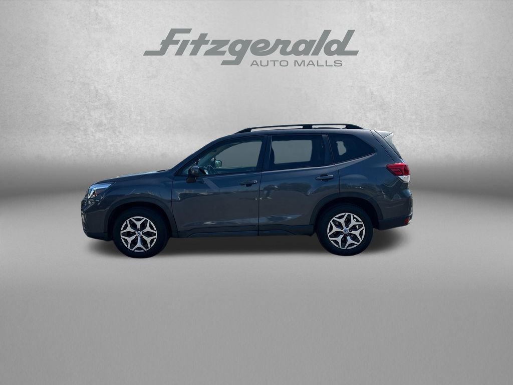 Used 2020 Subaru Forester Premium AWD/4WD image 4
