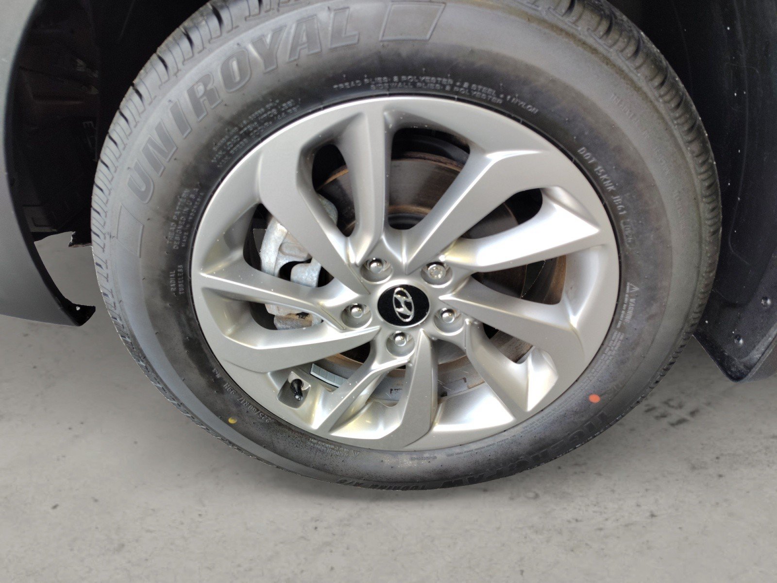 Used 2018 Hyundai Tucson SE w/ Cargo Package FWD image 9