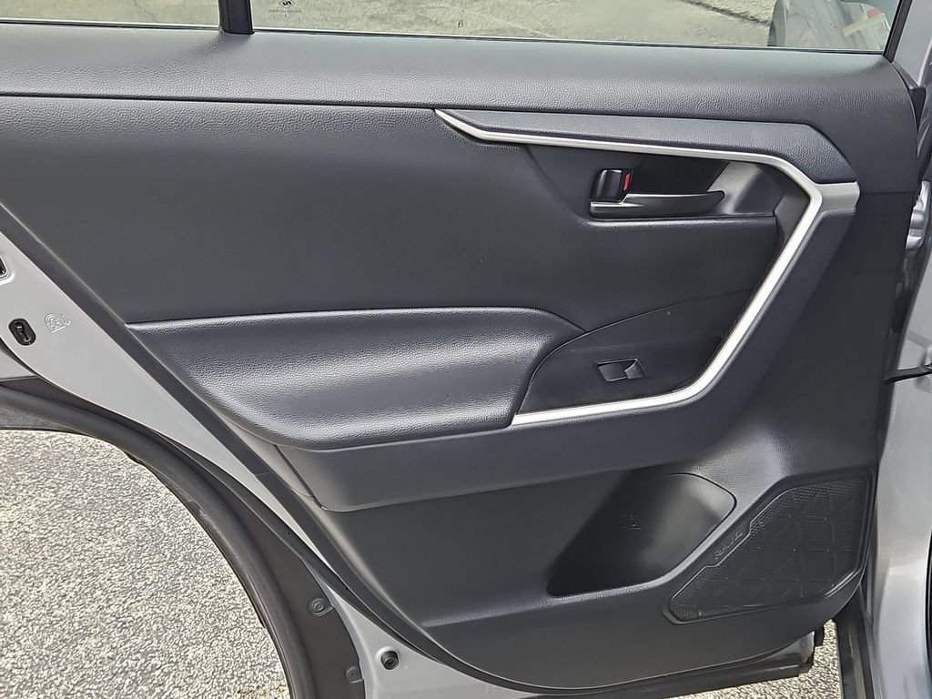 Used 2025 Toyota RAV4 LE FWD image 27