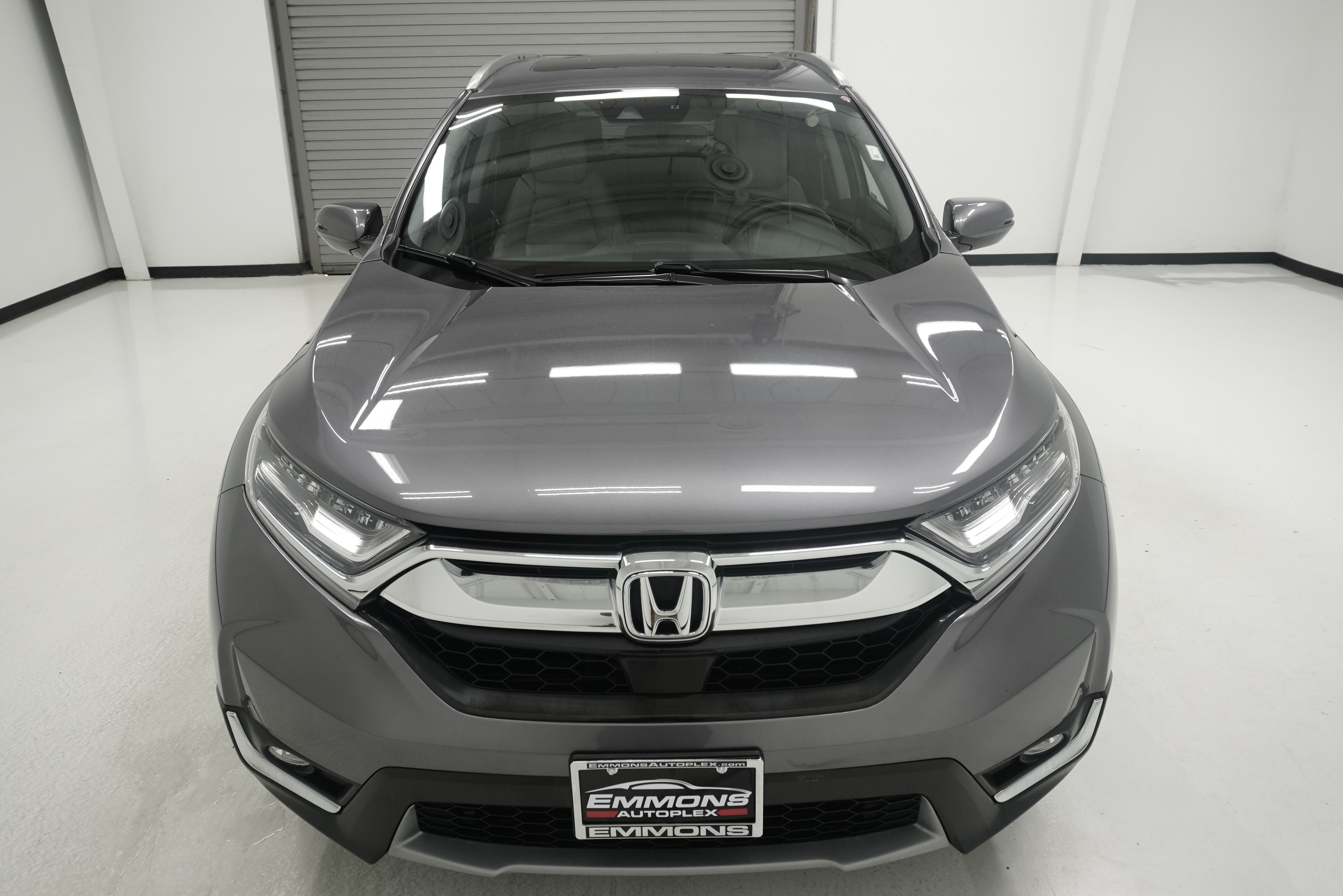 Used 2018 Honda CR-V Touring image 2