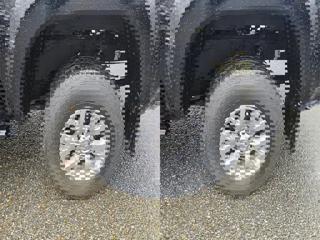 Used 2018 Toyota Tacoma 4x4 Double Cab image 9