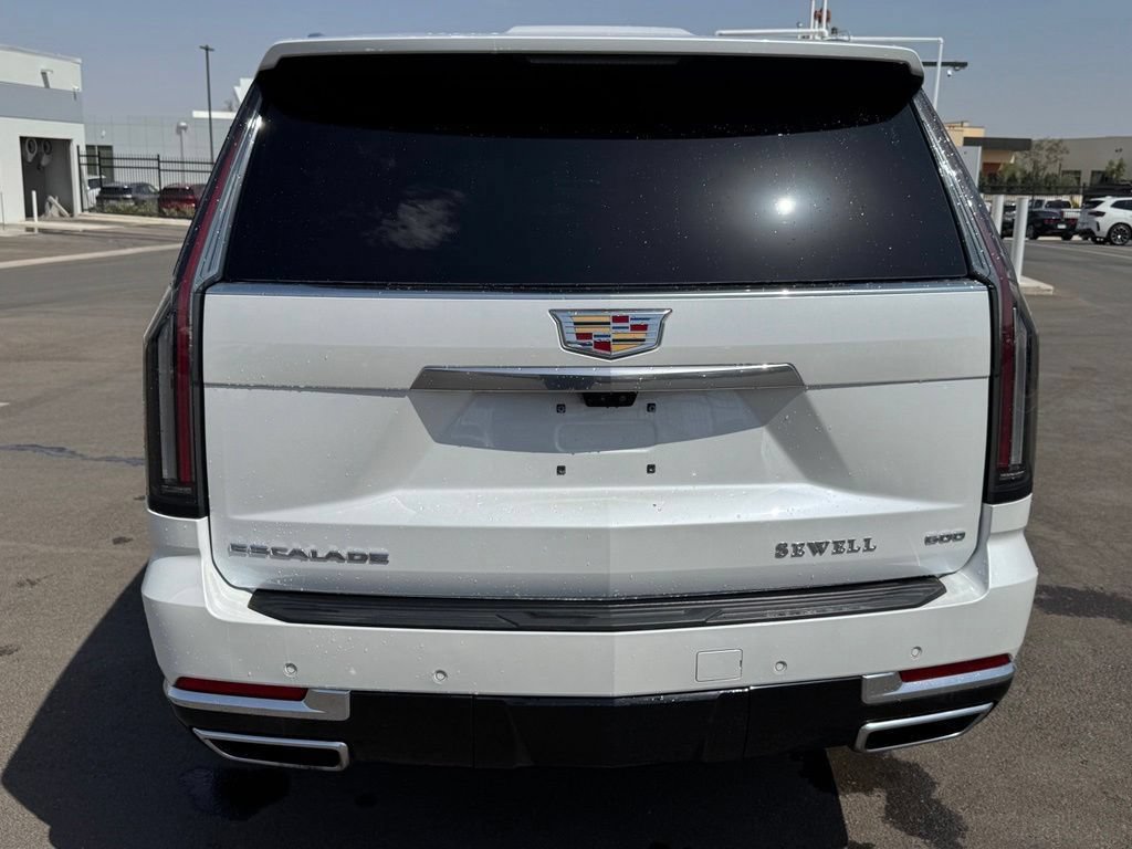 Used 2025 Cadillac Escalade Premium Luxury w/ Touring Package AWD/4WD image 10