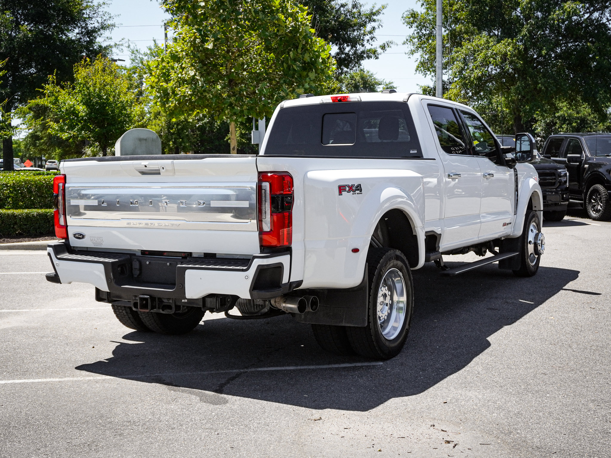 Used 2024 Ford F450 Limited w/ FX4 Off-Road Package AWD/4WD image 10