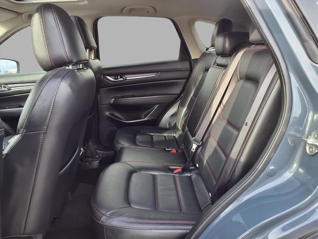 Used 2025 MAZDA CX-5 Carbon Edition image 28