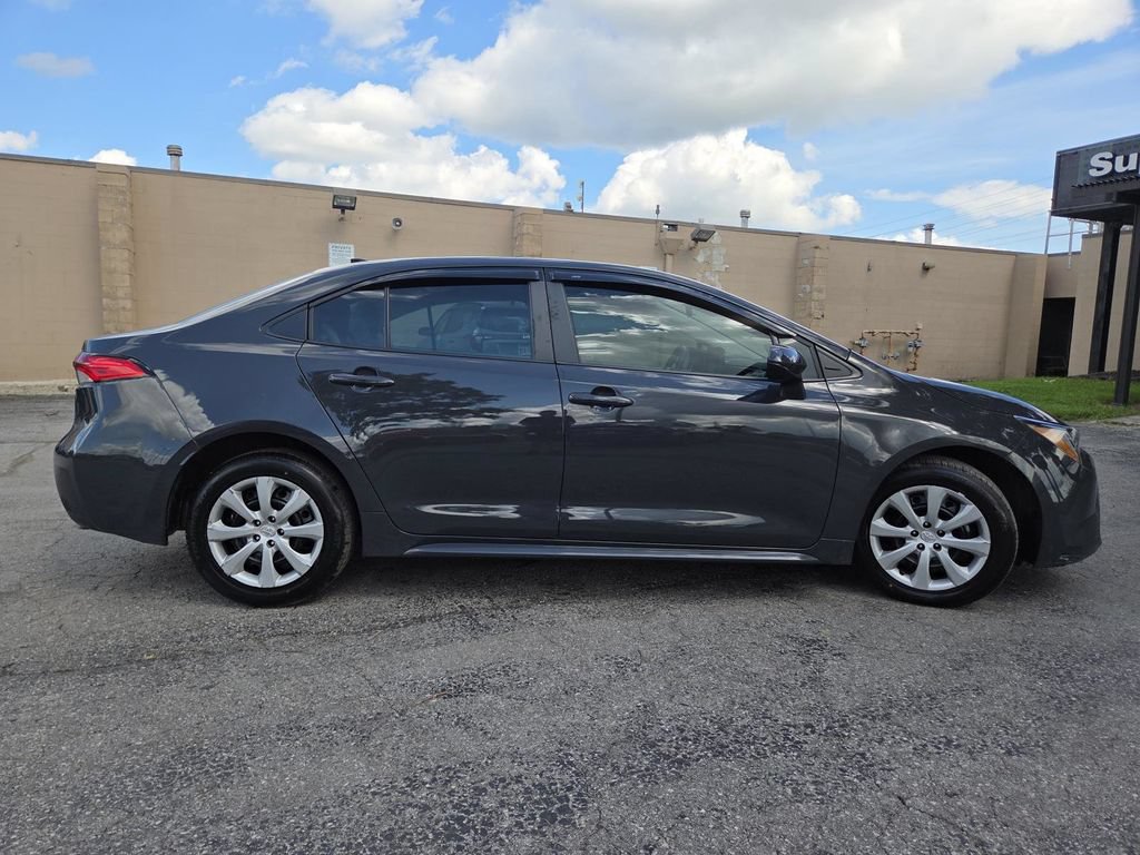 Used 2025 Toyota Corolla LE w/ Convenience Package FWD image 10