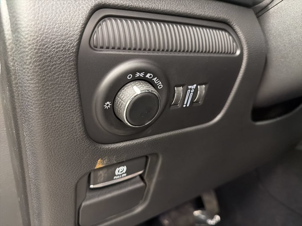 New 2026 Jeep Grand Wagoneer Summit AWD/4WD image 21