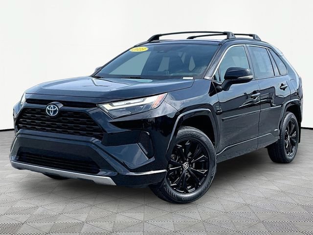 Used 2023 Toyota RAV4 SE w/ Convenience Package AWD/4WD image 3