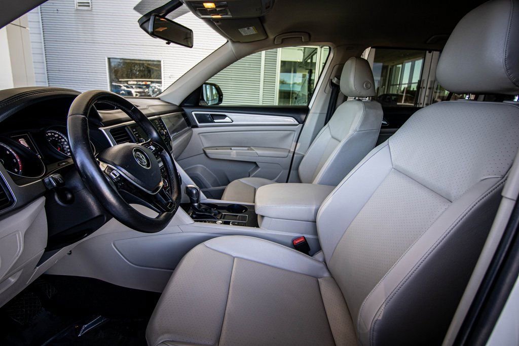 Used 2018 Volkswagen Atlas SE image 28