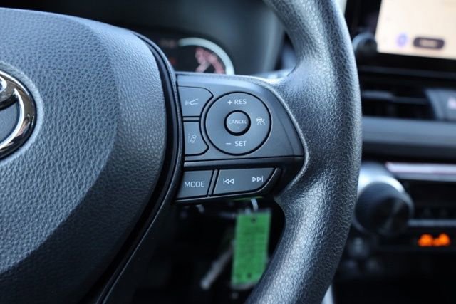 Used 2024 Toyota RAV4 LE image 21