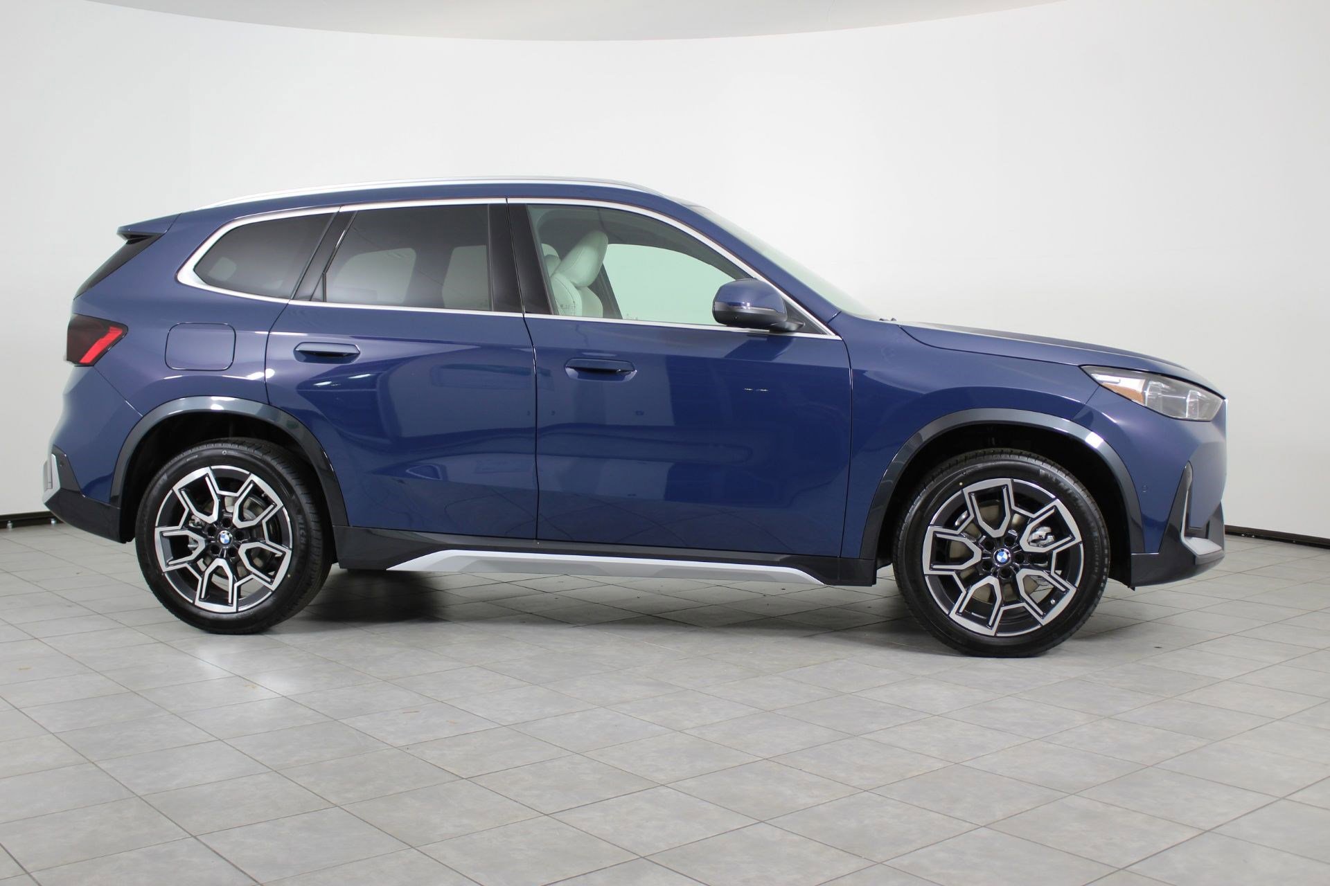 New 2026 BMW X1 xDrive28i w/ Technology Package image 8