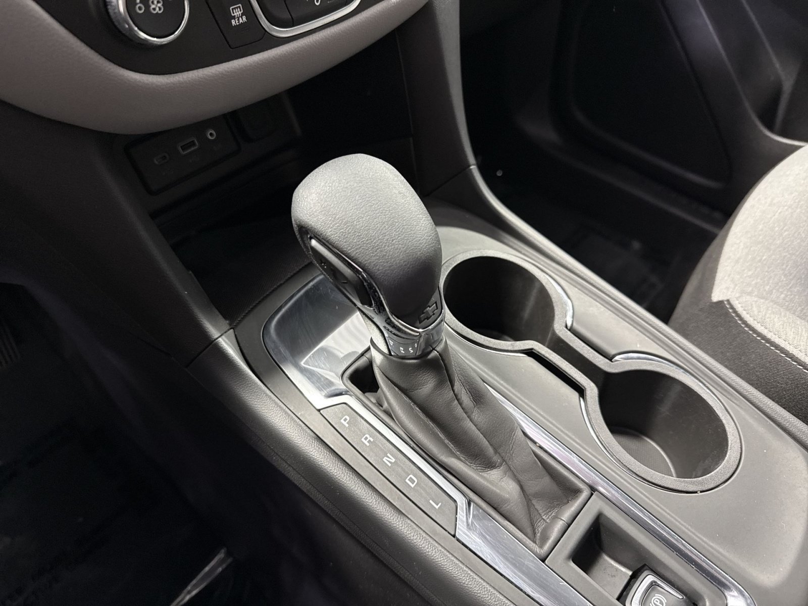 Used 2024 Chevrolet Equinox LS w/ LS Convenience Package FWD image 23