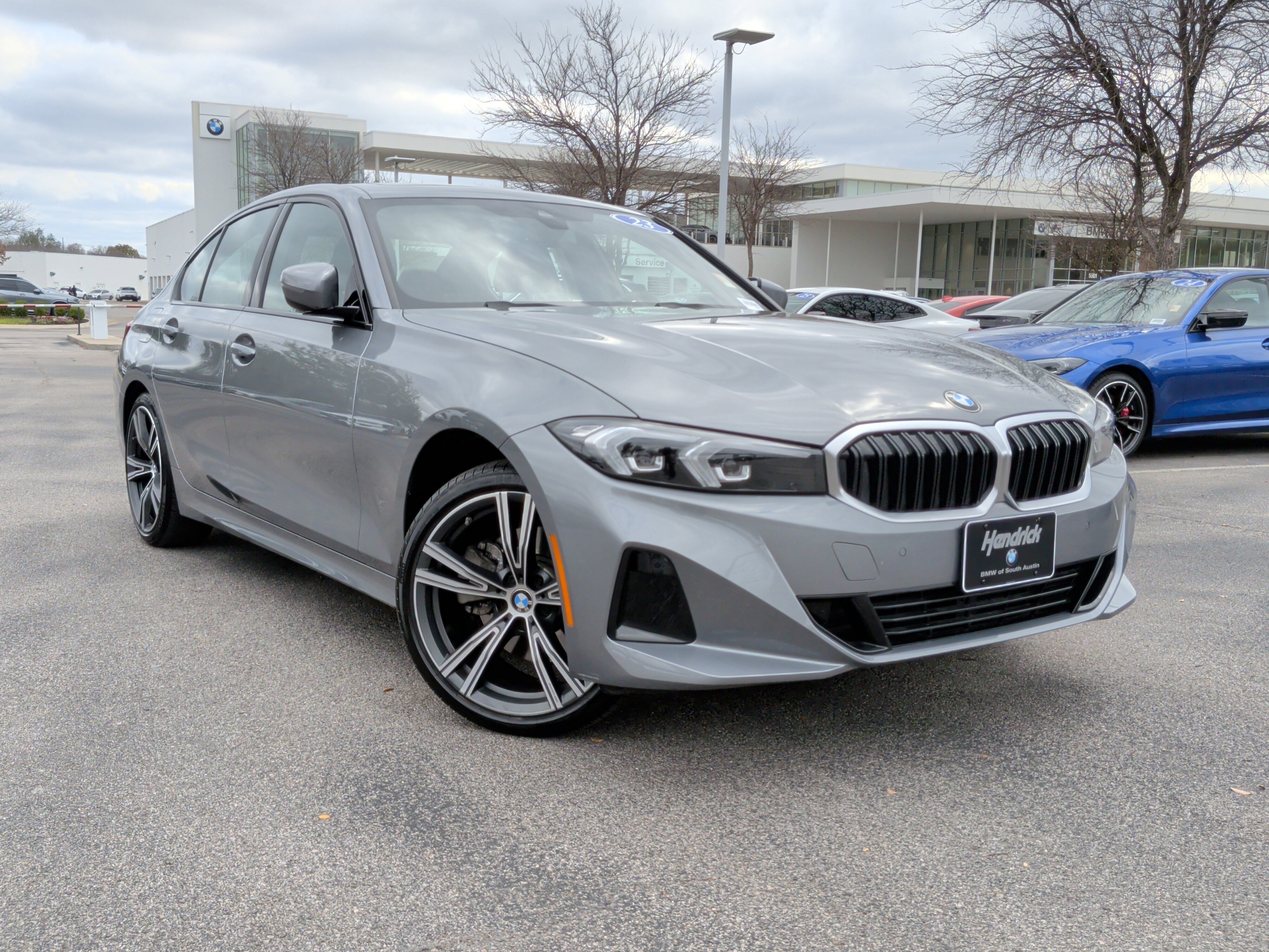 Certified 2023 BMW 330i Sedan w/ Convenience Package image 2