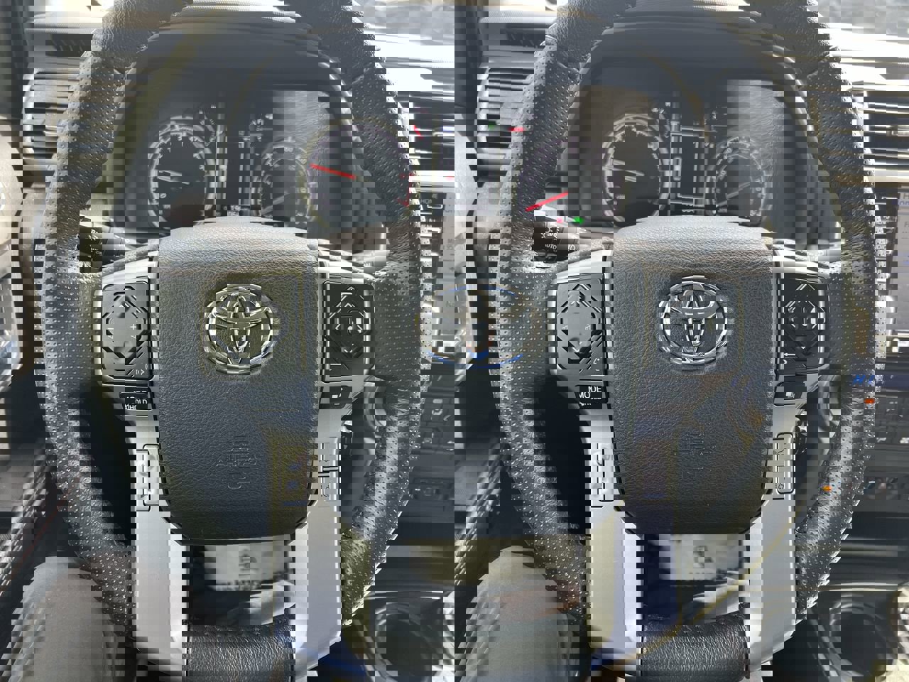 Used 2023 Toyota 4Runner Limited image 18