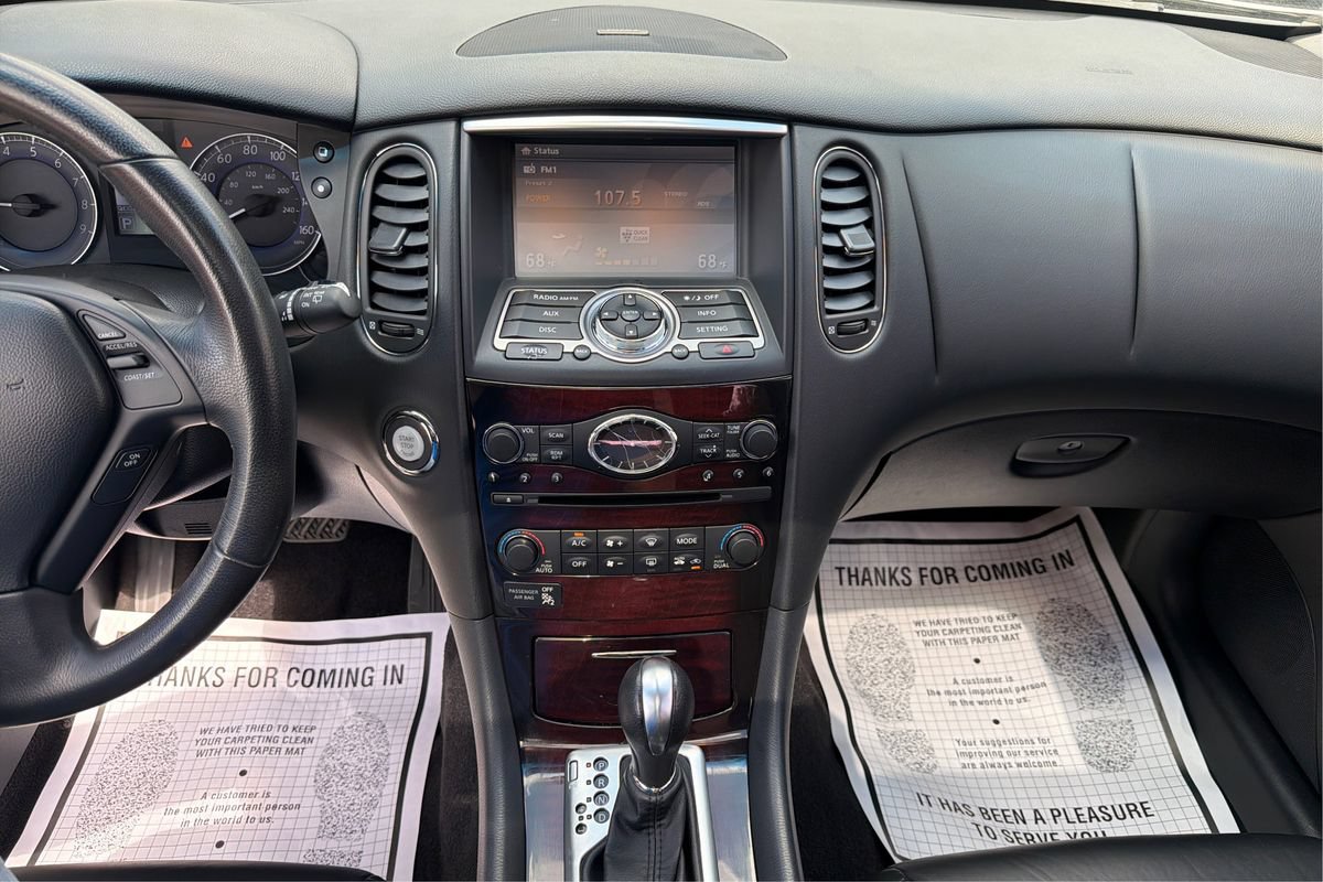 Used 2017 INFINITI QX50 2WD w/ Premium Package image 13
