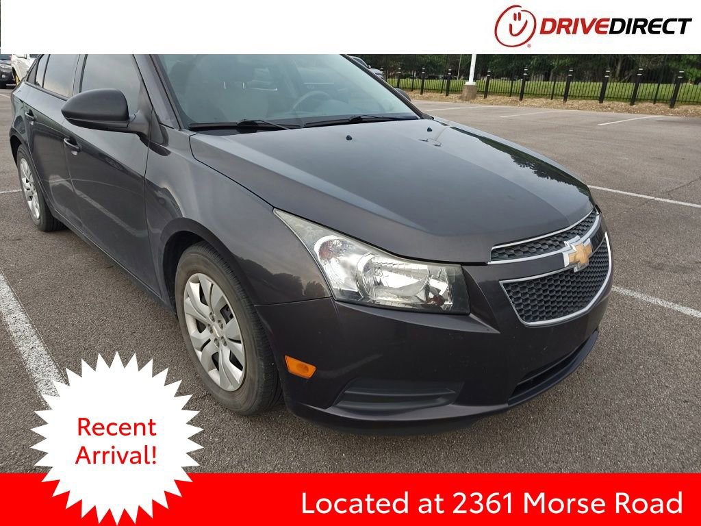 Used 2014 Chevrolet Cruze LS FWD video 1