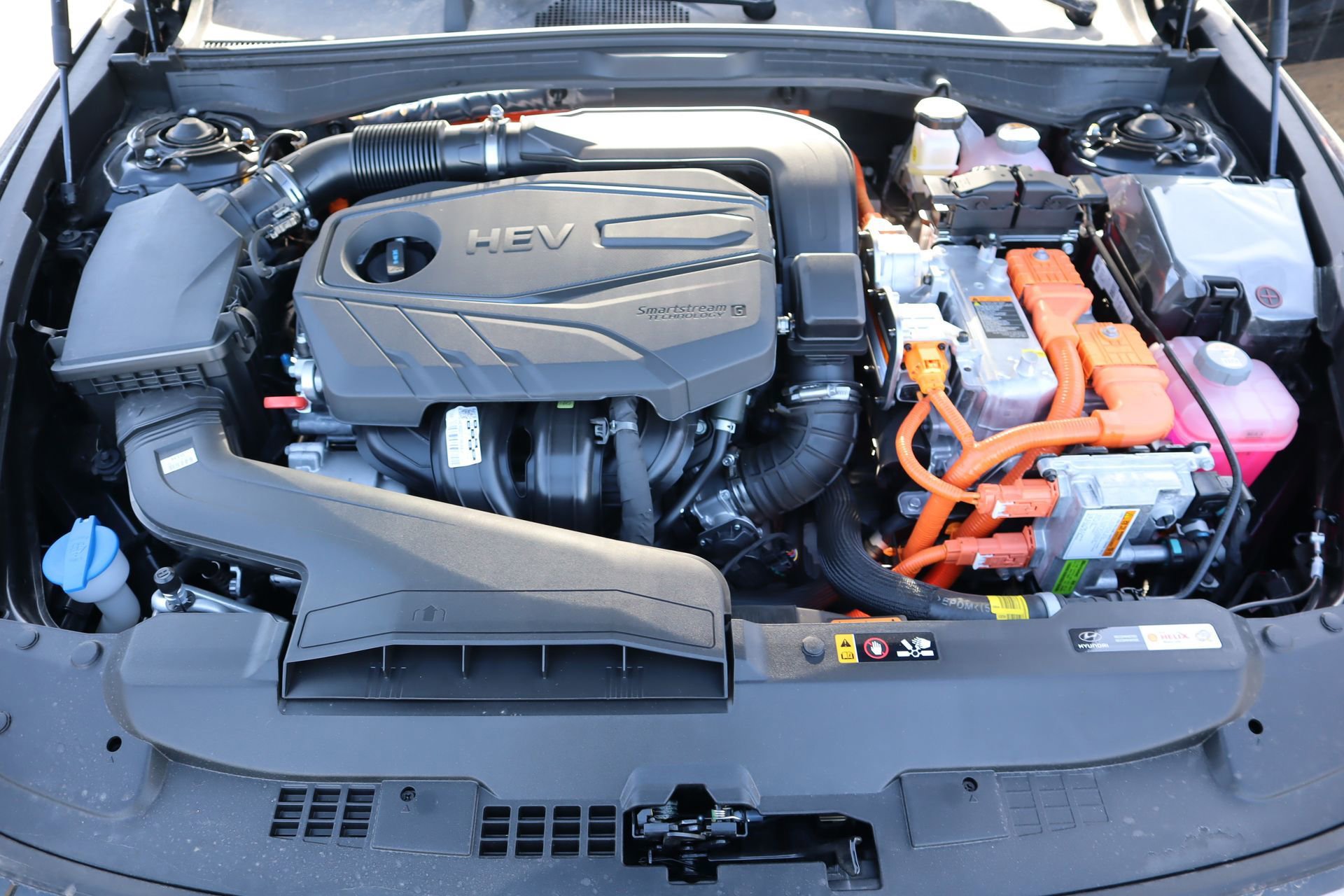 New 2025 Hyundai Sonata Limited image 6