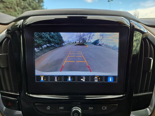 Used 2023 Chevrolet Traverse Premier image 25