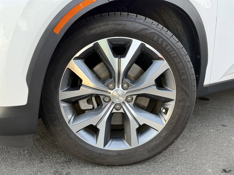 Used 2020 Hyundai Palisade SEL w/ Premium Package FWD image 8
