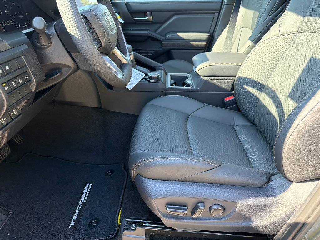 New 2026 Toyota Tacoma Limited AWD/4WD image 17