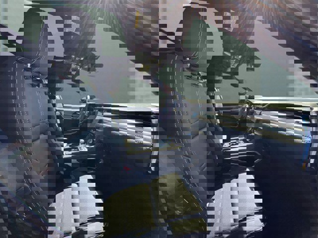 Used 2025 Jaguar F-PACE R-Dynamic S image 26