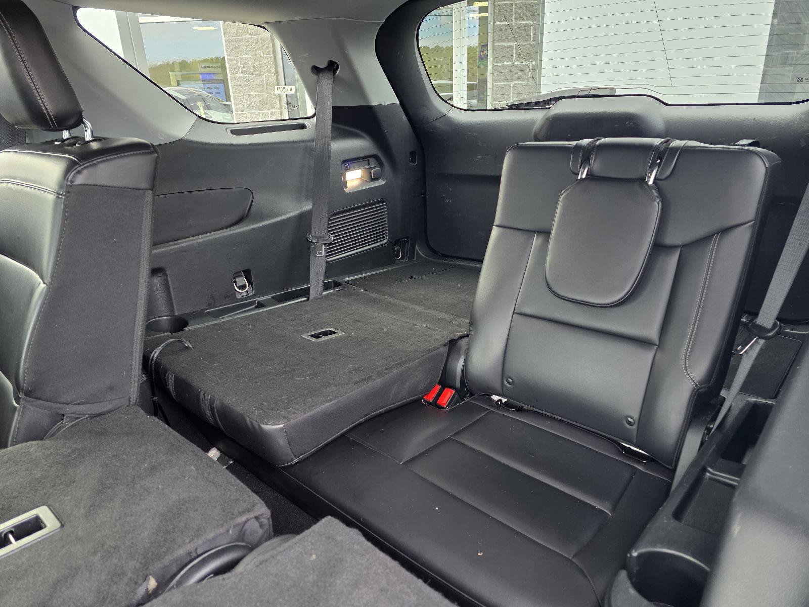 Used 2023 Ford Explorer XLT w/ Equipment Group 202A image 22