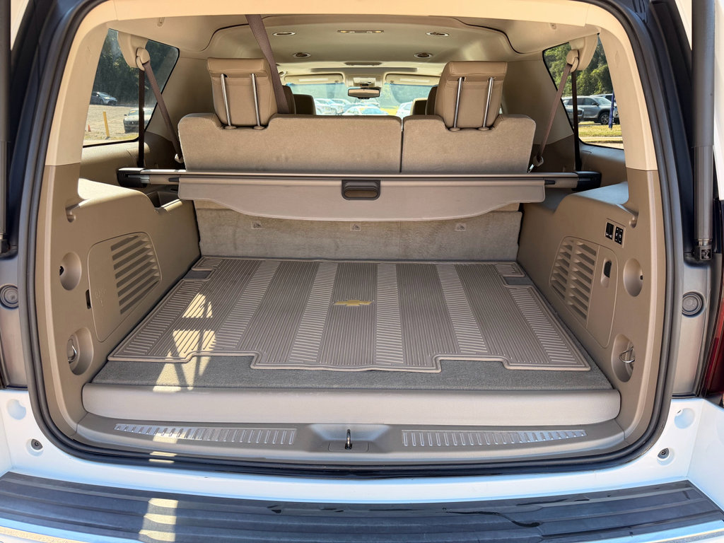 Used 2017 Chevrolet Suburban Premier RWD image 21