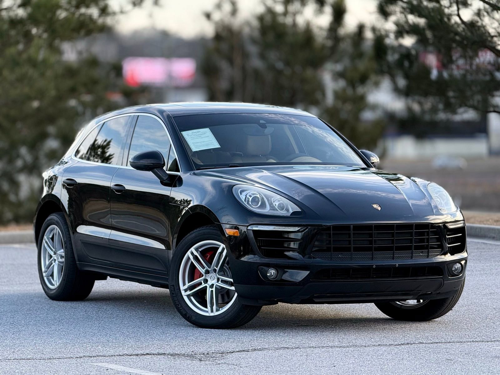Used 2017 Porsche Macan S image 12