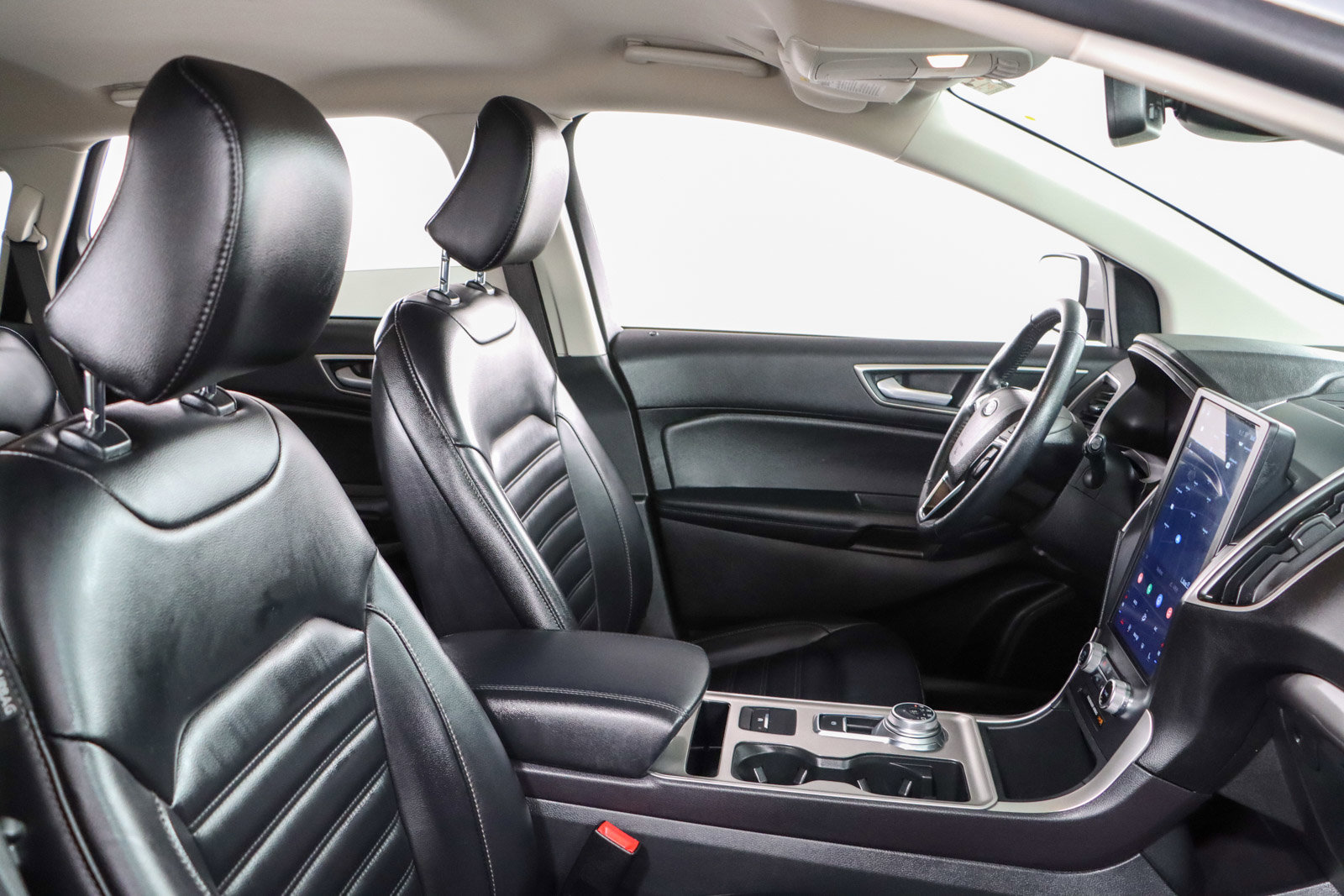 Used 2024 Ford Edge SEL image 26