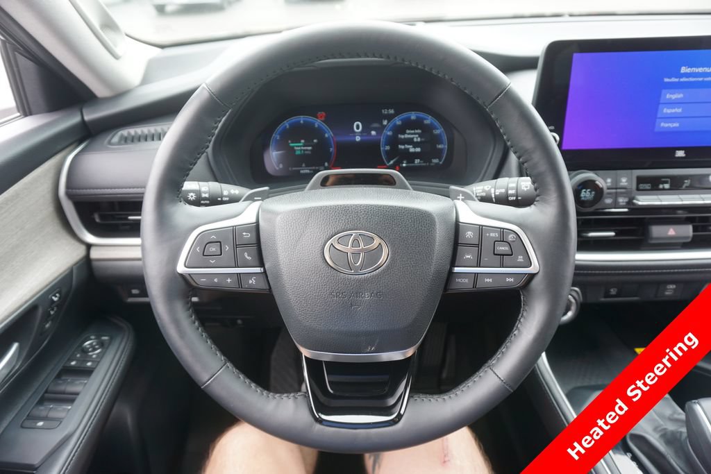 Used 2024 Toyota Grand Highlander AWD image 3