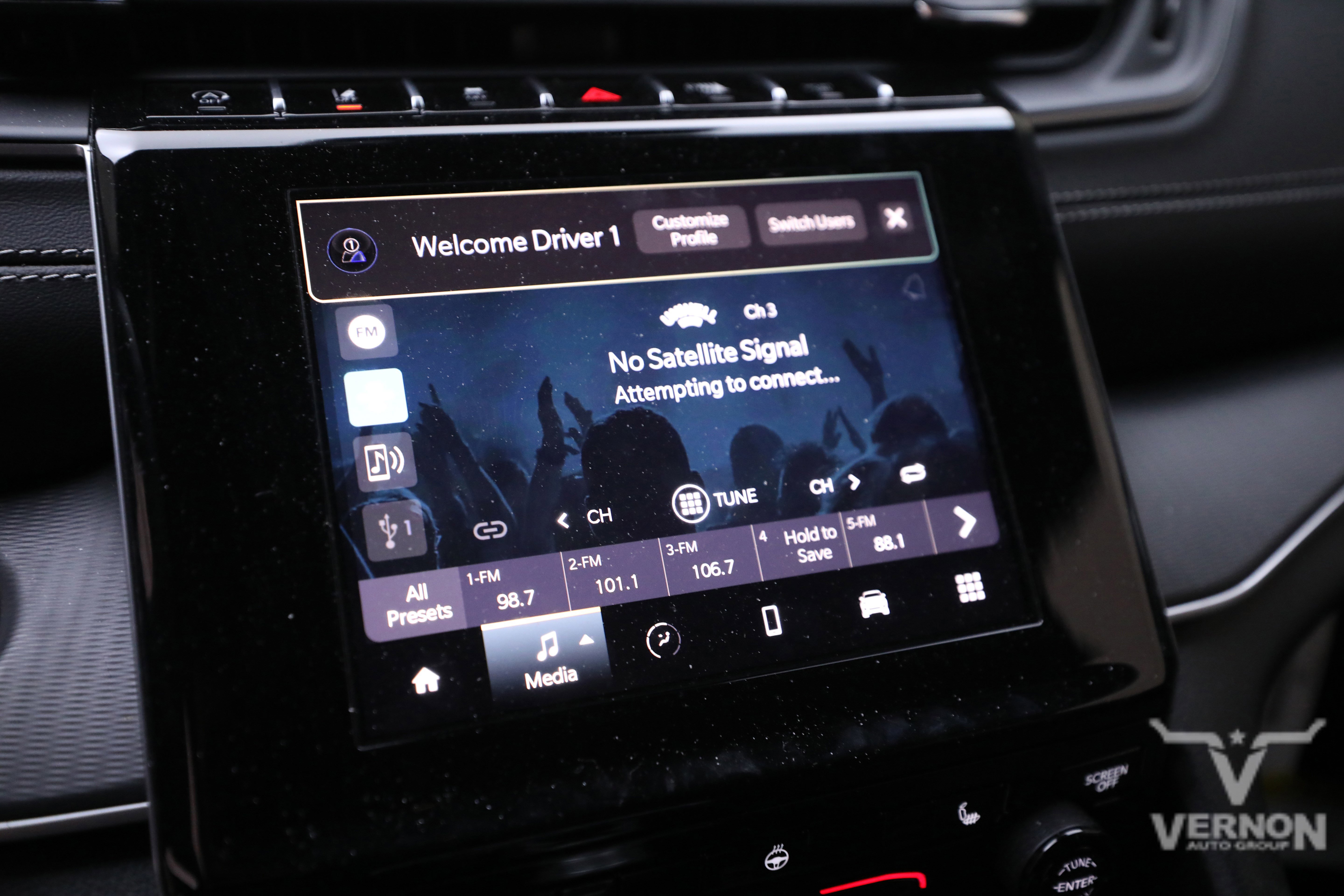 New 2025 Jeep Grand Cherokee Altitude image 25