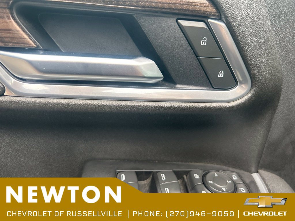 Used 2025 Chevrolet Silverado 2500 LT w/ Safety Package AWD/4WD image 9