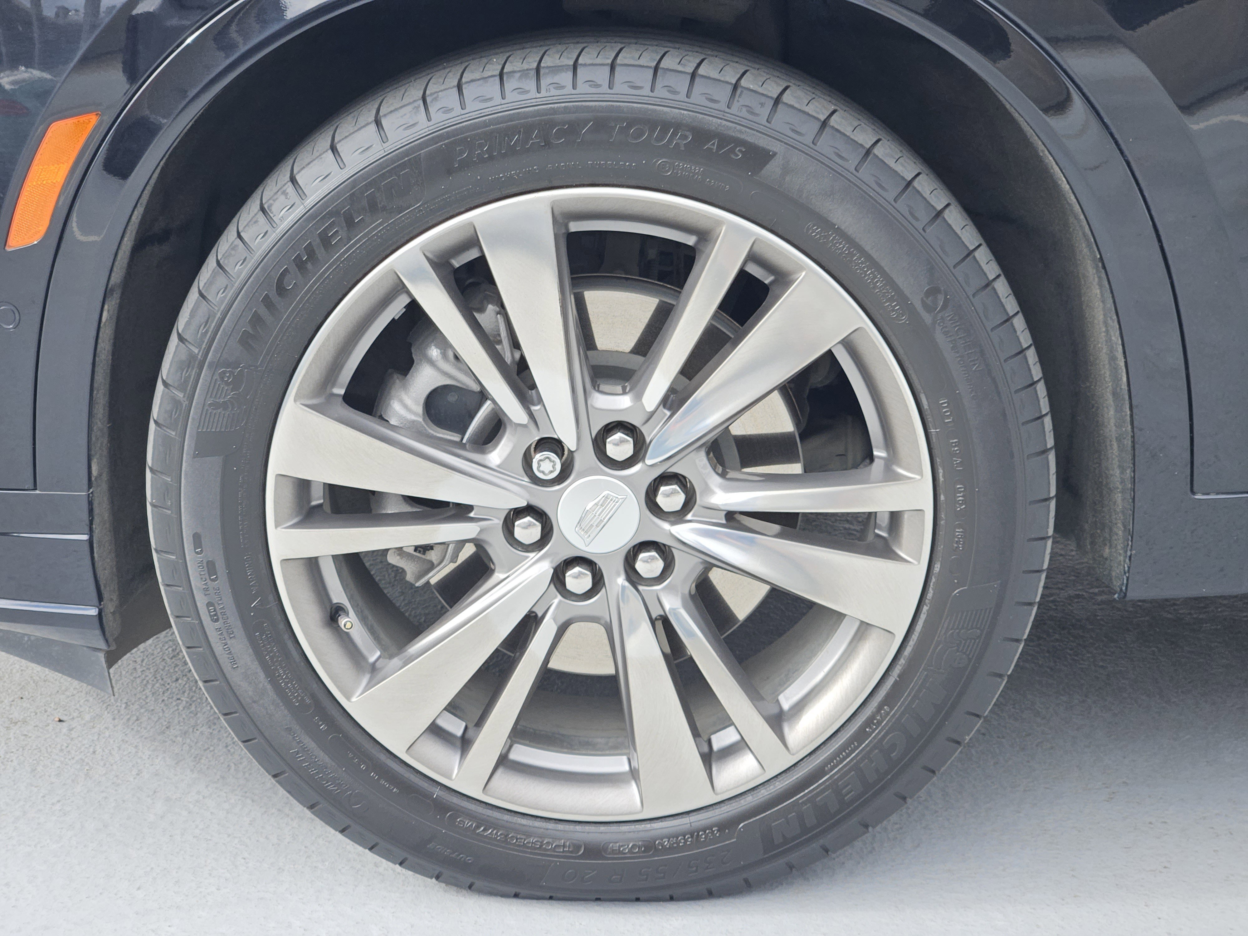 Used 2021 Cadillac XT6 Premium Luxury image 13