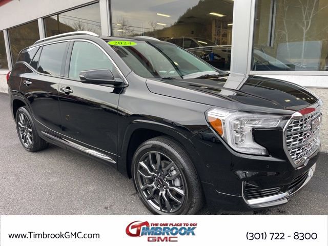 Used 2024 GMC Terrain Denali w/ Black Diamond Edition