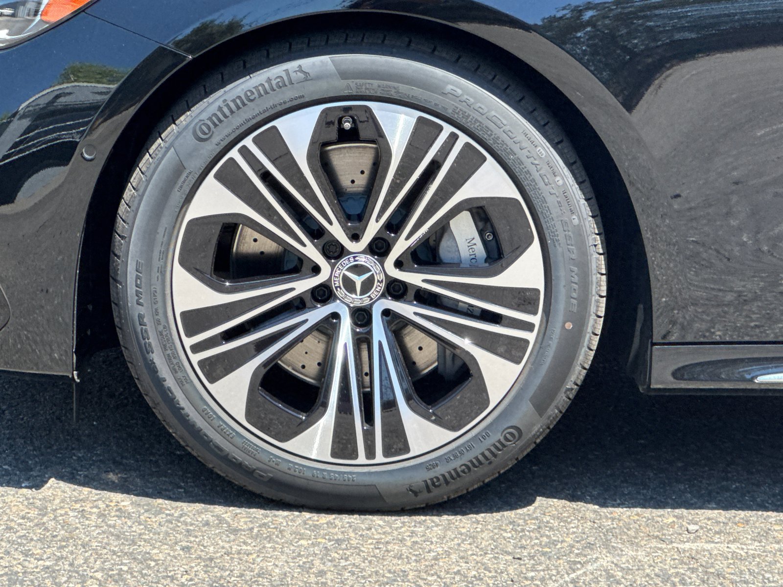 New 2026 Mercedes-Benz E 450 4MATIC Sedan image 25