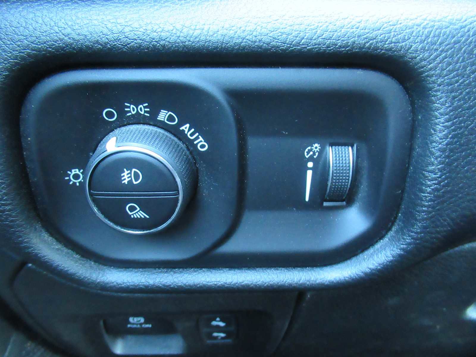 Used 2022 RAM 1500 Big Horn image 26