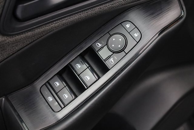 Used 2023 Nissan Rogue S image 12