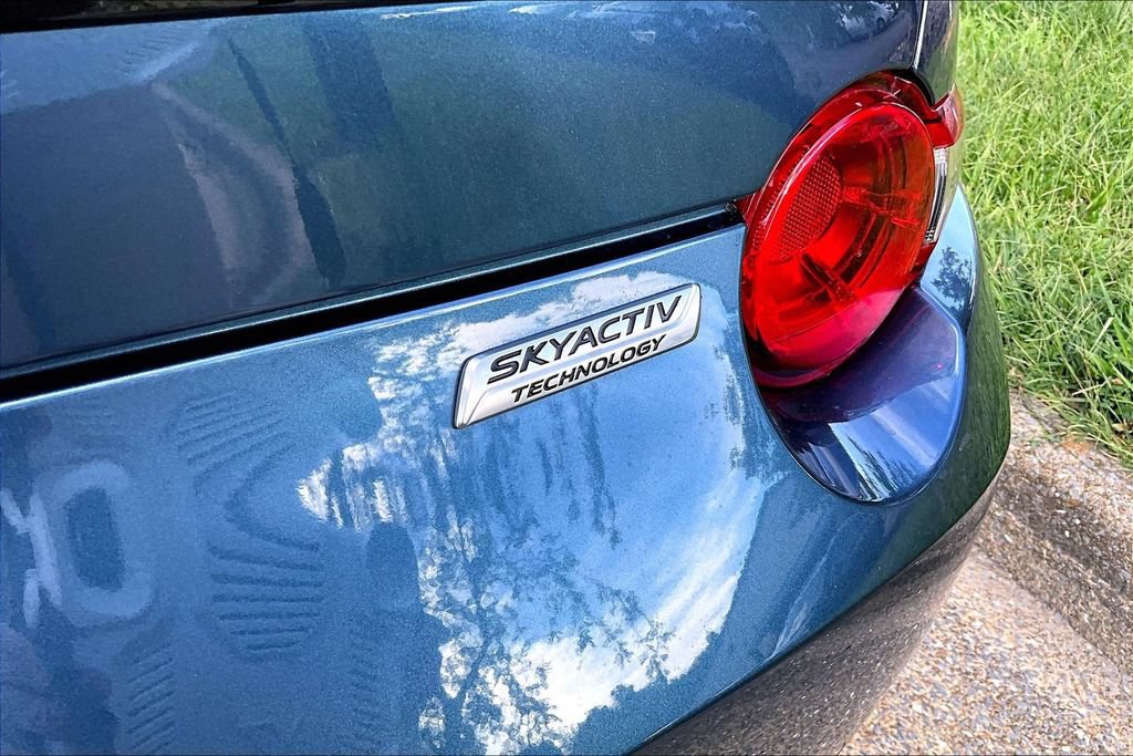 Used 2019 MAZDA MX-5 Miata Grand Touring RWD image 25
