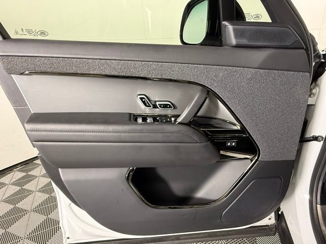 Certified 2024 Land Rover Range Rover Sport SE AWD/4WD image 20