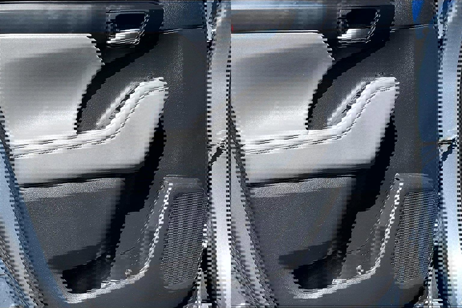 Used 2023 Toyota Highlander XLE image 22