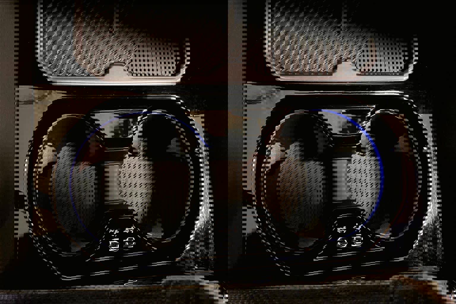 Used 2026 BMW M5 w/ Carbon Package image 34