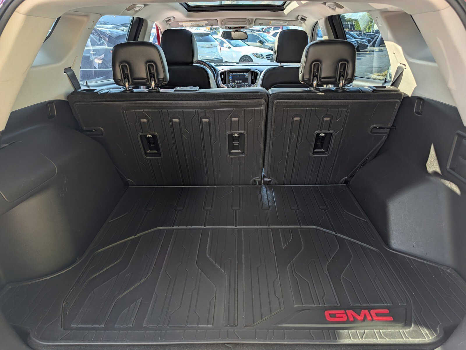 Used 2019 GMC Terrain SLT w/ Preferred Package AWD/4WD image 25